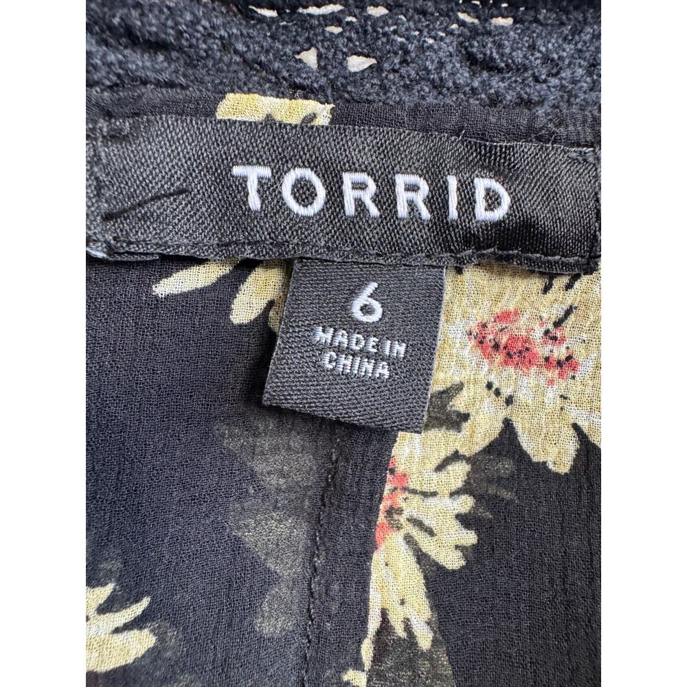 Torrid Black Daisy Floral Chiffon Kimono Duster Bell Sleeve Boho Cardigan Size 6 - Picture 9 of 11